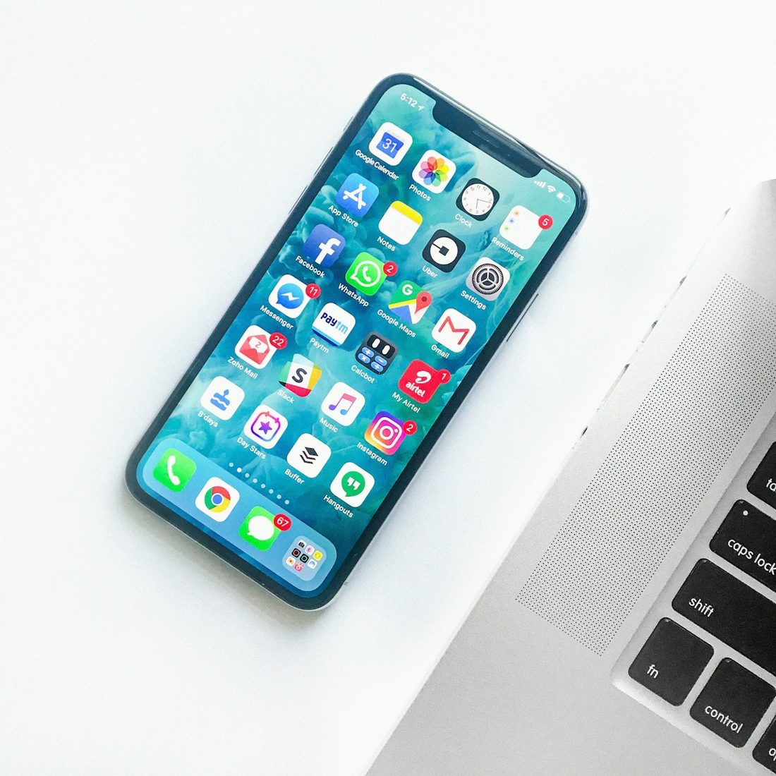 YOO棋牌 APP 赛程与赛事列表界面示意